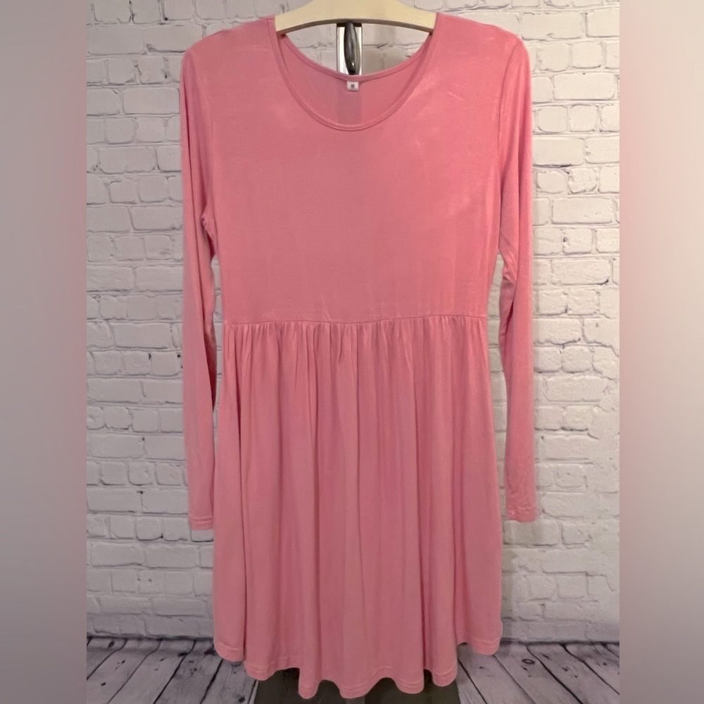 Women’s Medium Long Sleeve Dress w/ Pockets. Lightweight, Super Soft & Comfy.